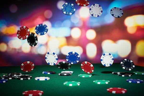 Reviewing Tournament Features at a Singapore online casino